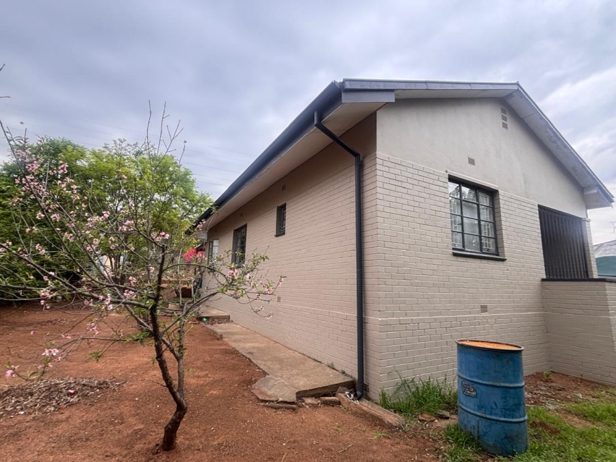 To Let 3 Bedroom Property for Rent in Bayswater Free State